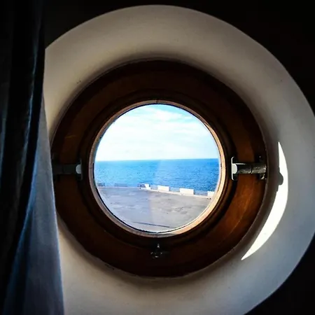 Casa Ardito Fronte Mare Holiday home *